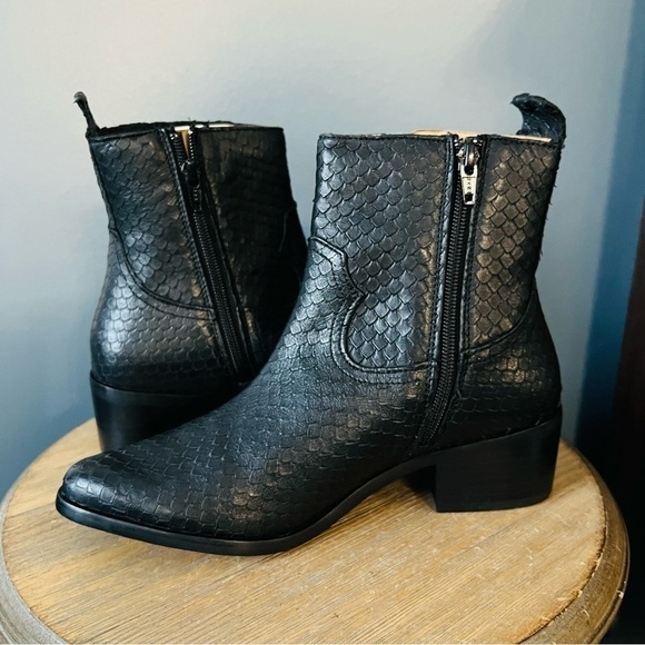 Steven Black Snakeskin Booties - Picture 9 of 10